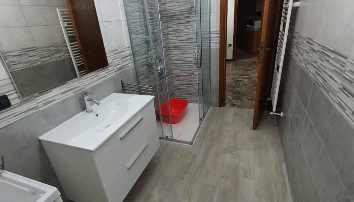 Risultato finale dei lavori di ristrutturazione del bagno